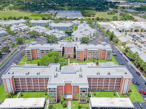 6800 20th Ave N #208, Saint Petersburg, FL 33710