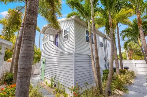 12240 Gulf Blvd #4, Treasure Island, FL 33706