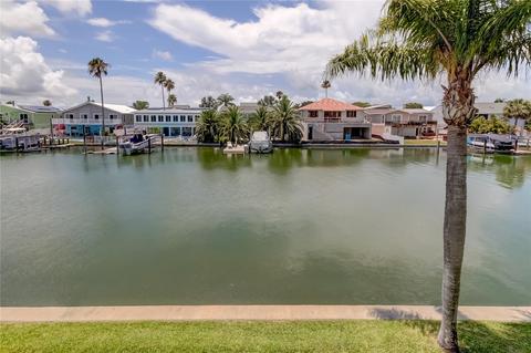 685 Garland Cir, Indian Rocks Beach, FL 33785