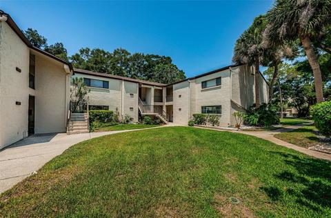 700 Starkey Rd #1516, Largo, FL 33771