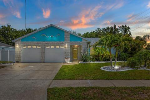 2913 Narcissus Dr, Holiday, FL 34691