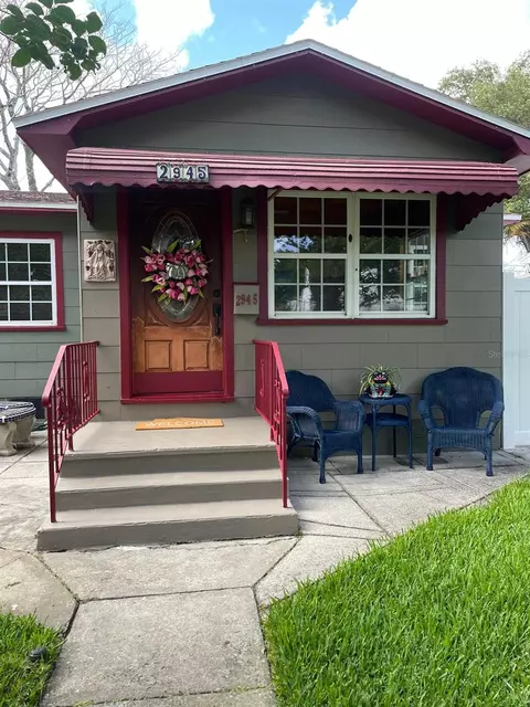 2945 Dartmouth Ave N, Saint Petersburg, FL 33713