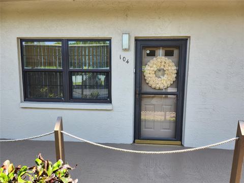 6190 80th St N #104, Saint Petersburg, FL 33709