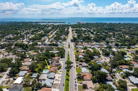 1077 54th Ave S, Saint Petersburg, FL 33705