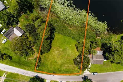 21414 Lake Sharon Dr, Land O Lakes, FL 34638