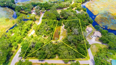 6175 N Bayfront Dr, Hernando, FL 34442