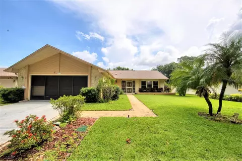 1602 Glengarry Dr, Palm Harbor, FL 34684