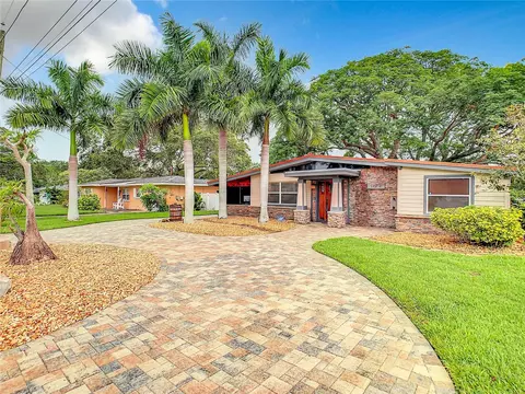 1192 Jackmar Rd, Dunedin, FL 34698