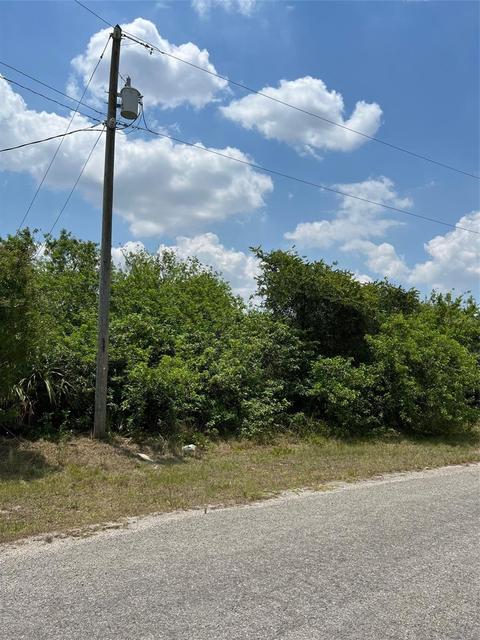8303 Lena Ct, Labelle, FL 33935