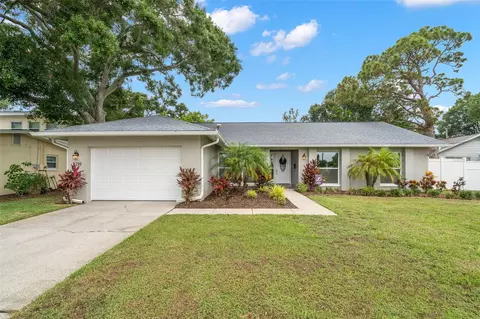 2219 Anastasia Way S, Saint Petersburg, FL 33712