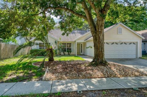 1656 Countrywood St, Tarpon Springs, FL 34689