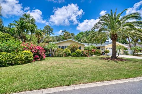 806 Camelia Dr, Largo, FL 33770