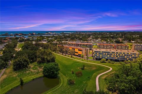 9433 Harbor Greens Way #505, Seminole, FL 33776