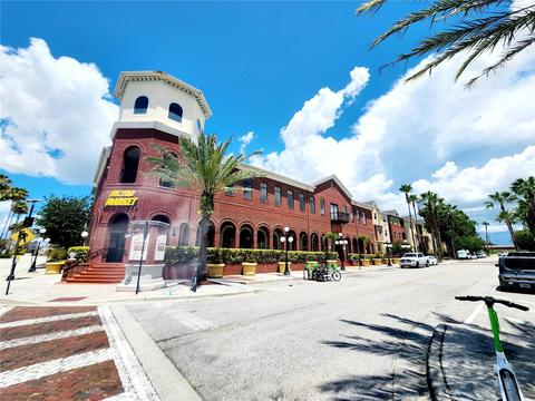 1910 E Palm Ave #13202, Tampa, FL 33605