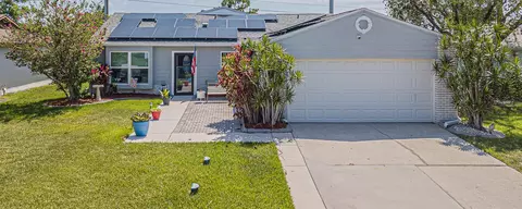 10250 42nd St N, Clearwater, FL 33762