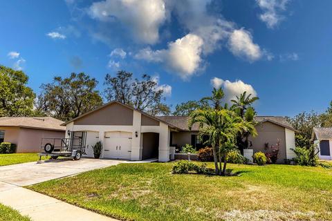 7260 Dogleg Ct, Port Richey, FL 34668