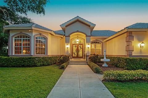 7152 Savoy Ct, Seminole, FL 33776