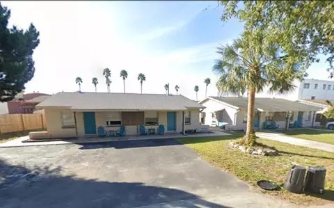 5418 5416 Bridge Rd, New Port Richey, FL 34652