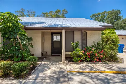 815 3rd Ave SW #8, Largo, FL 33770