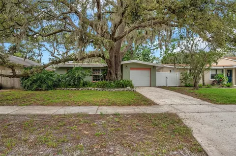 70 Joyce St, Safety Harbor, FL 34695