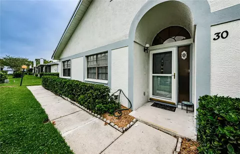 2749 Countryside Blvd #30, Clearwater, FL 33761