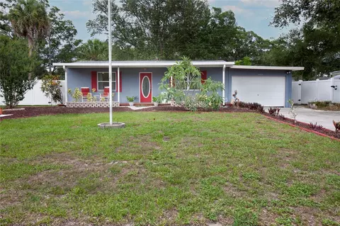 4423 Crestwood Dr N, Saint Petersburg, FL 33714