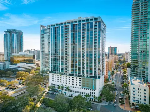 1 Beach Dr SE #1912, Saint Petersburg, FL 33701