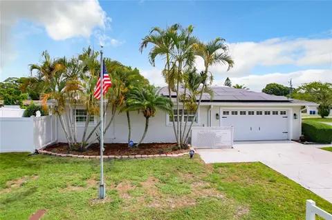 1211 Angela Maria Rd, Sarasota, FL 34243