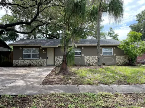 2057 Powderhorn Dr, Clearwater, FL 33755