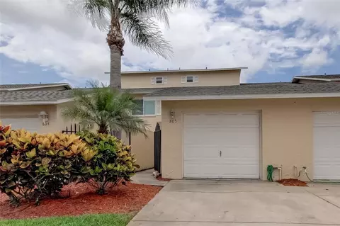 1050 Starkey Rd #805, Largo, FL 33771