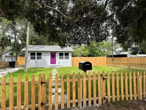 1766 Newark St S, Saint Petersburg, FL 33711