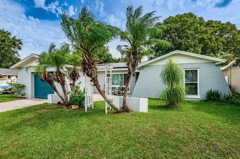 11945 Orange Blossom Dr, Seminole, FL 33772