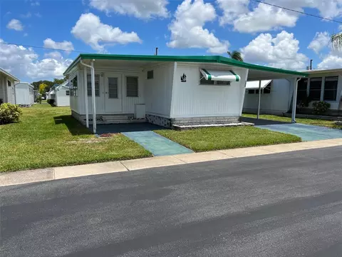 1500 County Road 1 #105, Dunedin, FL 34698