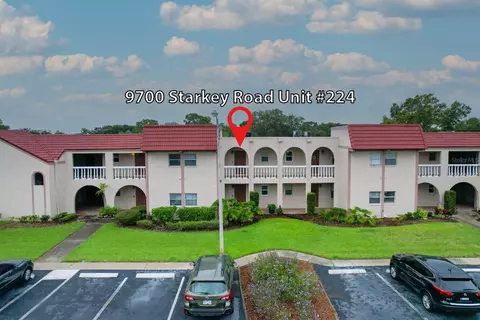 9700 Starkey Rd #224, Seminole, FL 33777
