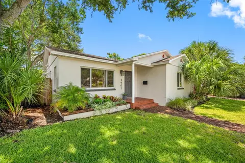2901 1st St NE, Saint Petersburg, FL 33704