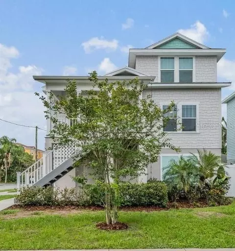 303 W Lime St, Tarpon Springs, FL 34689