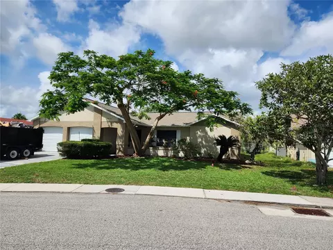 9816 Shamokin Ln, Port Richey, FL 34668