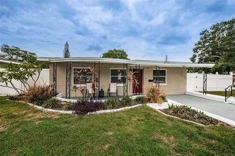 494 40th Ave N, Saint Petersburg, FL 33703