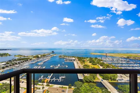 1 Beach Dr SE #2702, Saint Petersburg, FL 33701