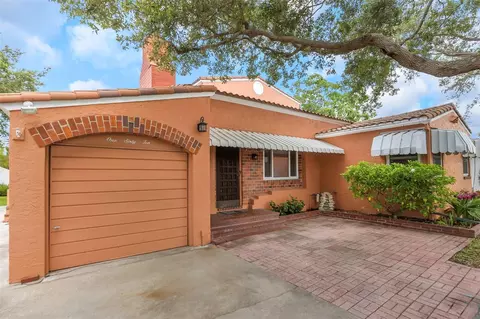 16010 Redington Dr, Redington Beach, FL 33708