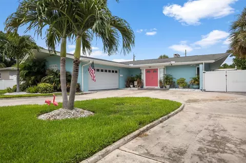 3944 38th Way S, Saint Petersburg, FL 33711