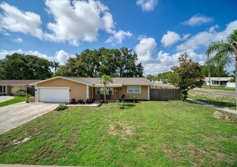 13701 87th Ave, Seminole, FL 33776