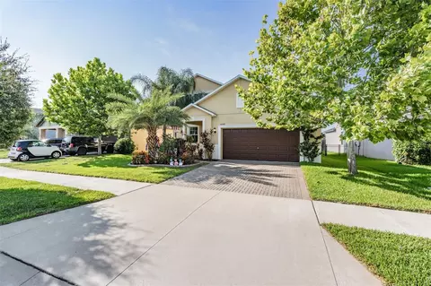 10048 Sage Creek Dr, Ruskin, FL 33573