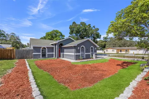 702 Live Oak St, Tarpon Springs, FL 34689