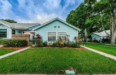 2510 Bentley Dr, Palm Harbor, FL 34684