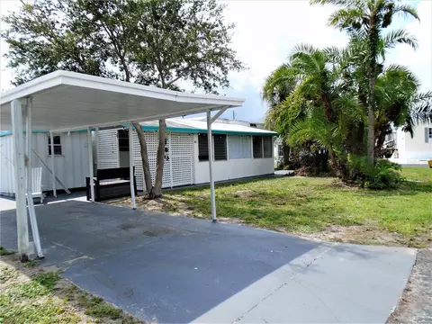 6720 Park Blvd N #63, Pinellas Park, FL 33781