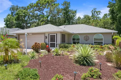 7542 42nd Ct E, Sarasota, FL 34243