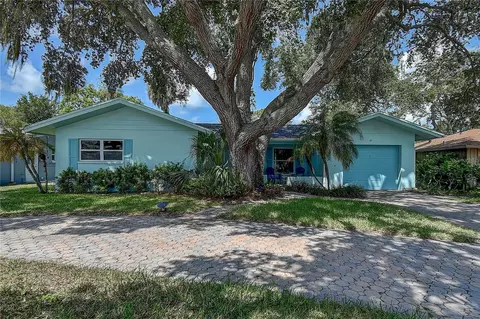 12252 145th Ln, Largo, FL 33774