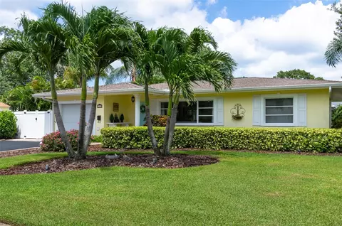 4301 Maple St NE, Saint Petersburg, FL 33703