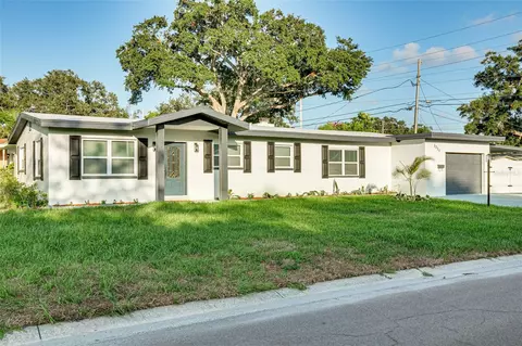 1225 52nd St N, Saint Petersburg, FL 33710